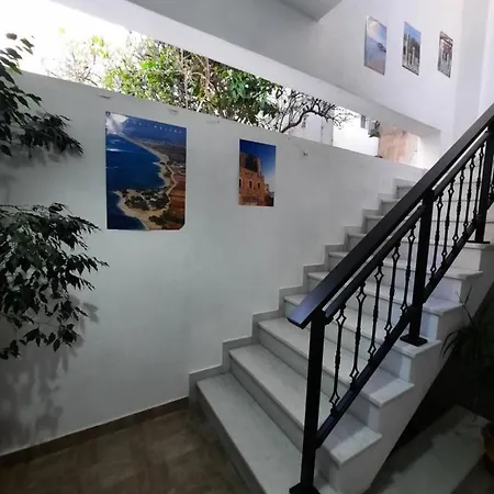 아파트 Axotikon In Naxos Town